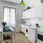 Fanti House * Genua