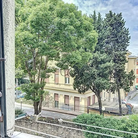 Daire Fanti House